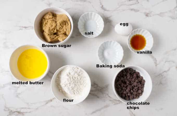 Ingredients needed for air fryer deep dish chocolate chip cookie bowl.