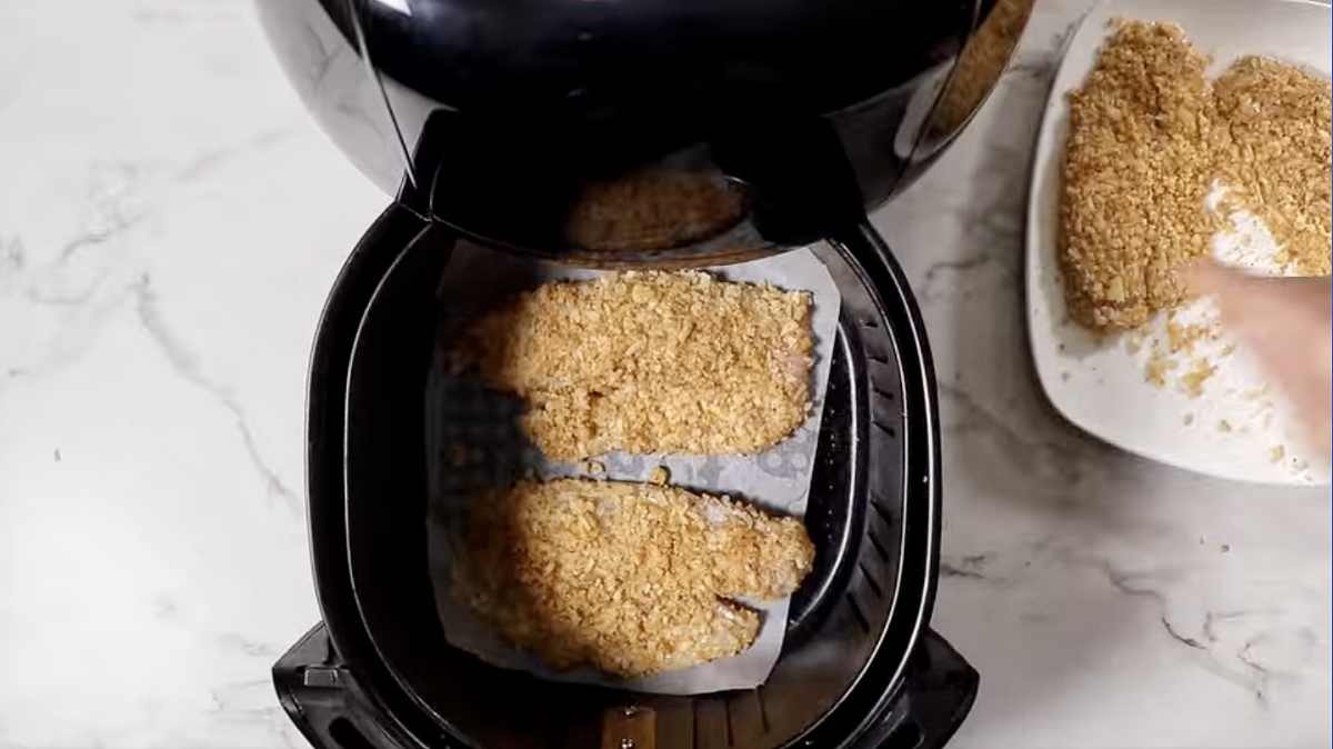 Air Fryer Tilapia with Tortilla Crust – Leite's Culinaria