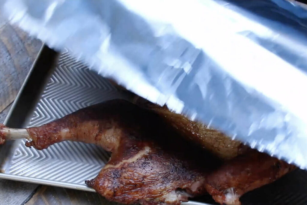 covering turkey with foil to let it rest