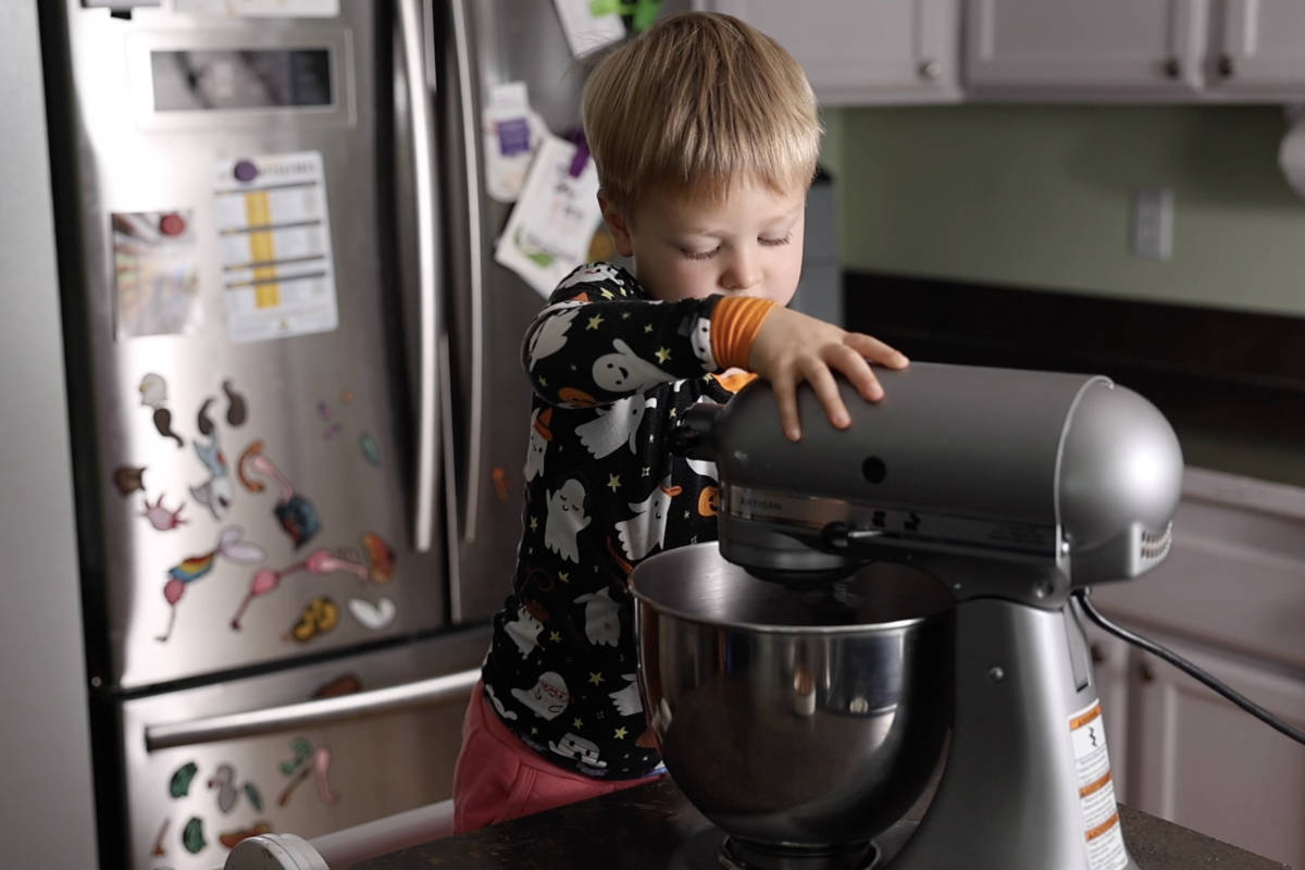 Mixing cake batter in stand mixer.